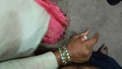 The best handjob came out of the water of the brother-in-law’s cock, the handjob.